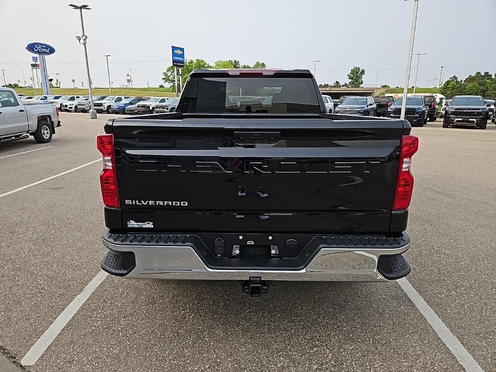 new 2025 Chevrolet Silverado 1500 car, priced at $46,305