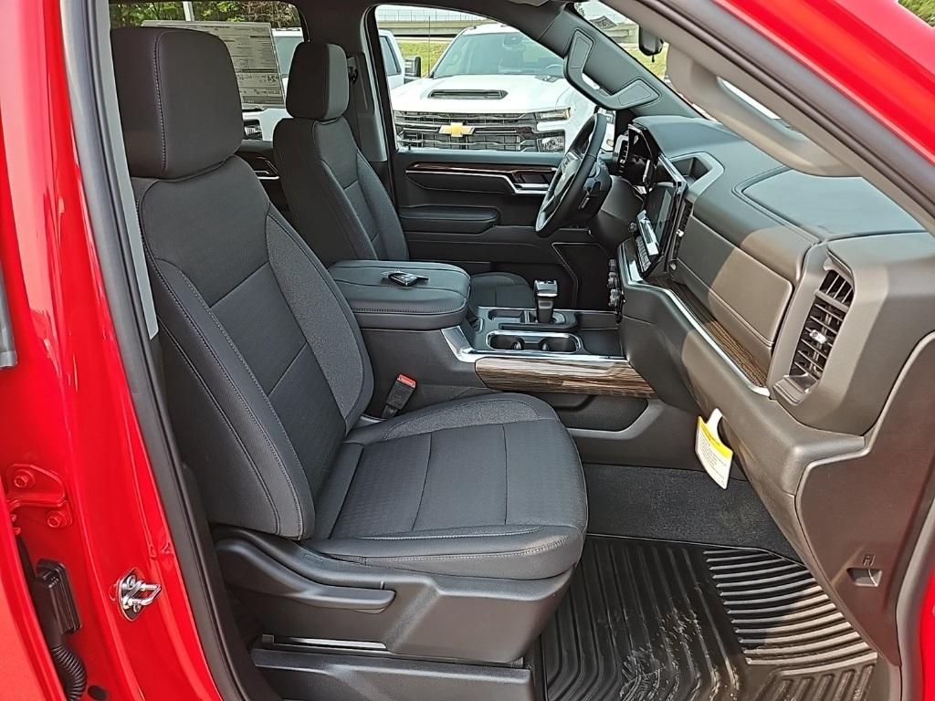 new 2025 Chevrolet Silverado 1500 car, priced at $59,205