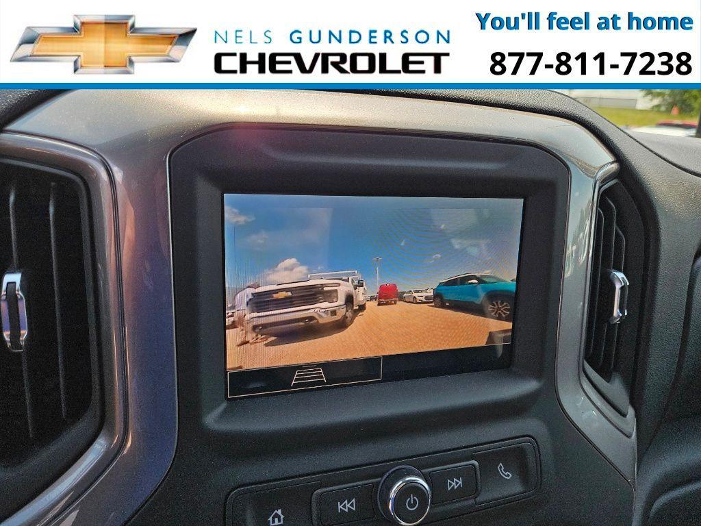 new 2024 Chevrolet Silverado 2500 car, priced at $69,400