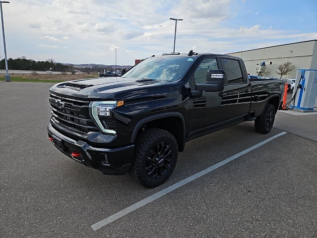 new 2025 Chevrolet Silverado 3500 car, priced at $76,850