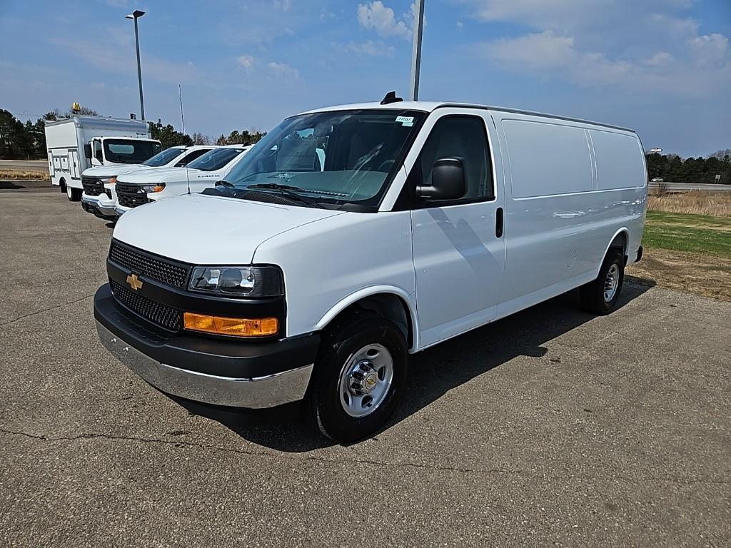 new 2025 Chevrolet Express 3500 car, priced at $52,535