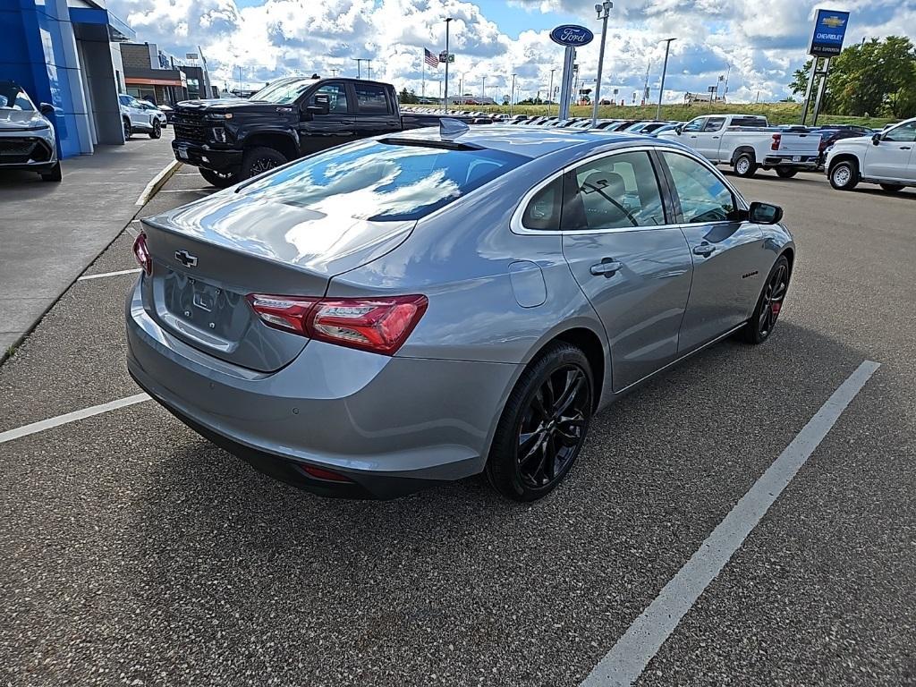 new 2025 Chevrolet Malibu car