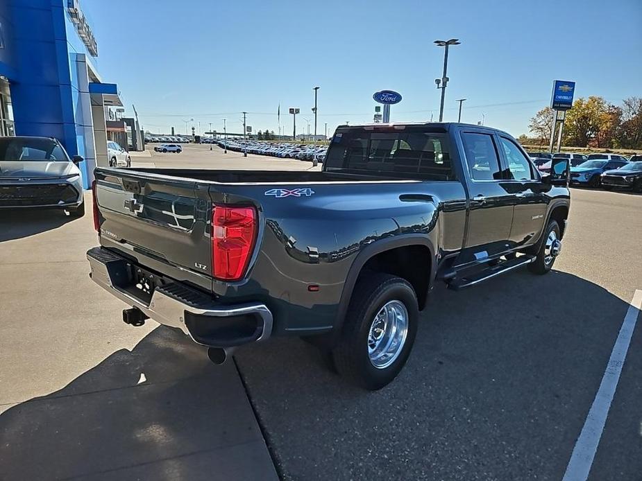 new 2025 Chevrolet Silverado 3500 car