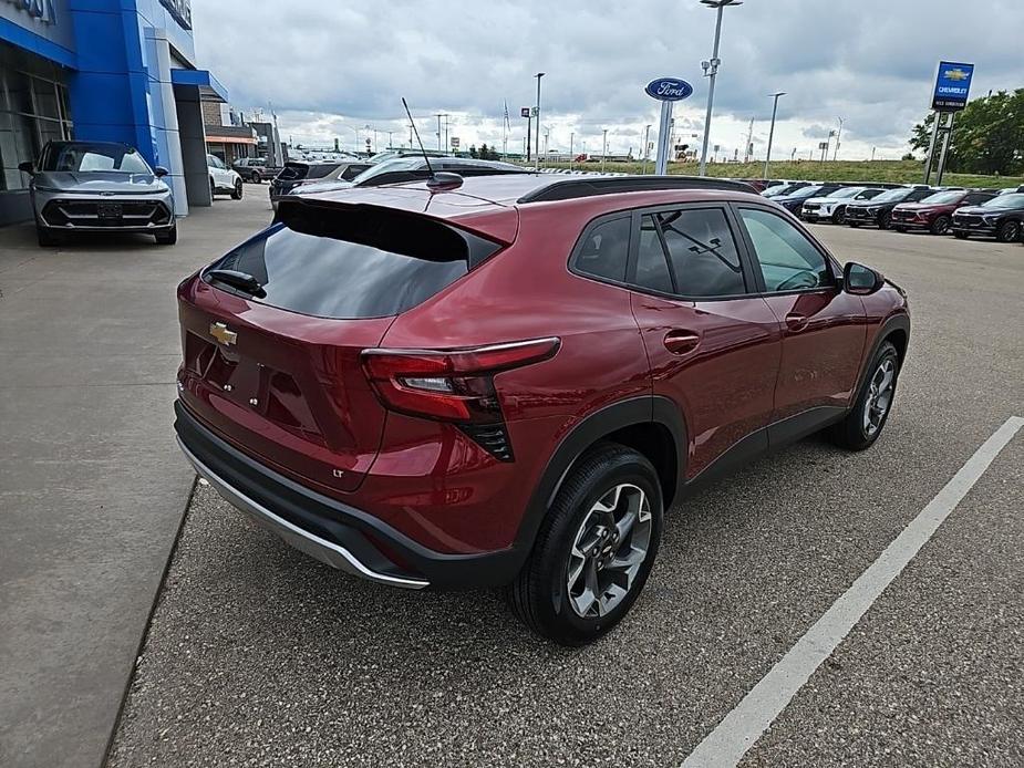 new 2025 Chevrolet Trax car