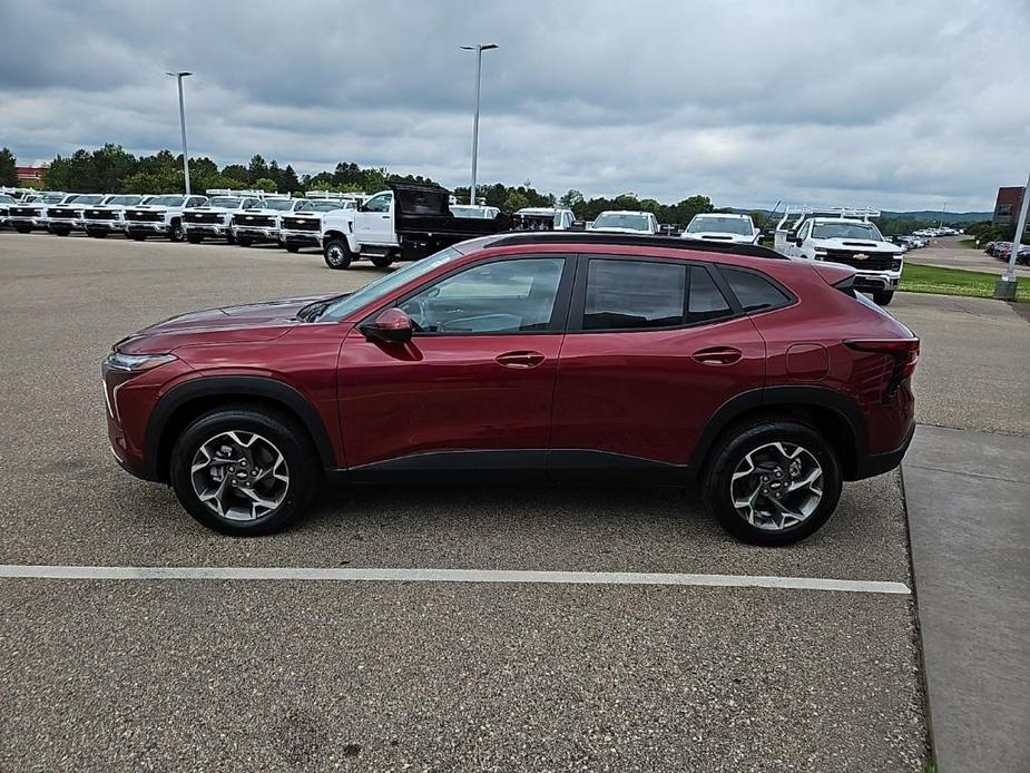 new 2025 Chevrolet Trax car