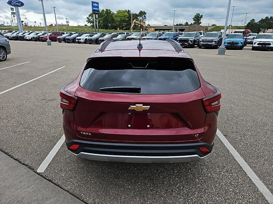 new 2025 Chevrolet Trax car