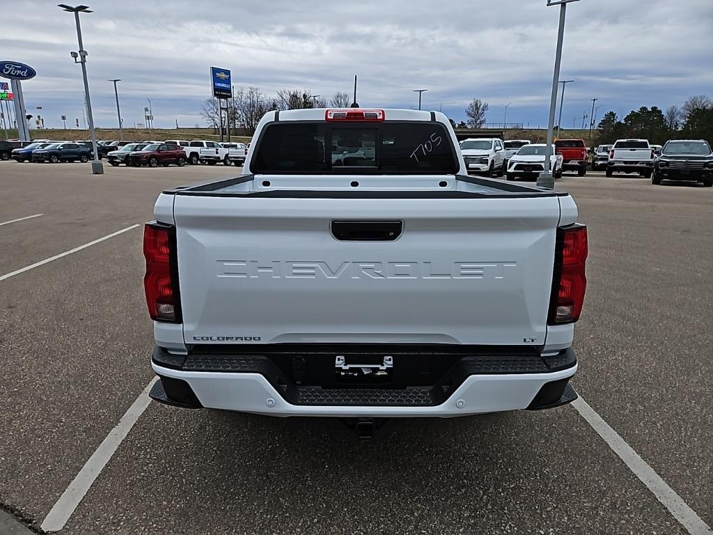 new 2024 Chevrolet Colorado car, priced at $45,900