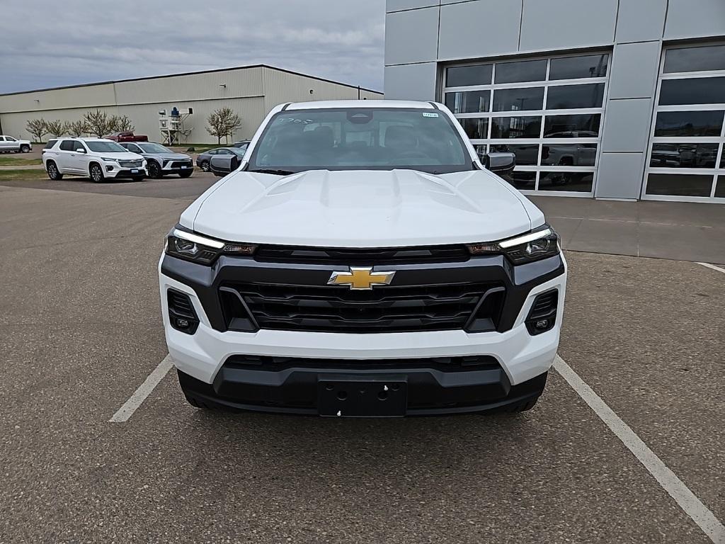 new 2024 Chevrolet Colorado car, priced at $45,900