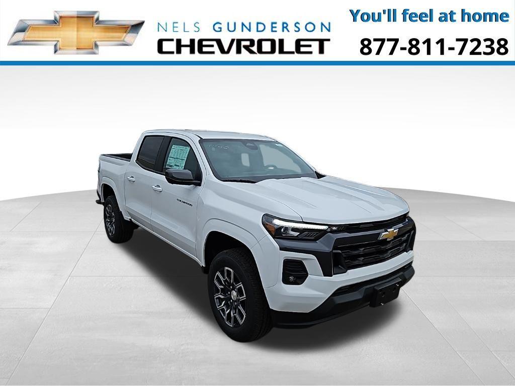new 2024 Chevrolet Colorado car, priced at $45,900