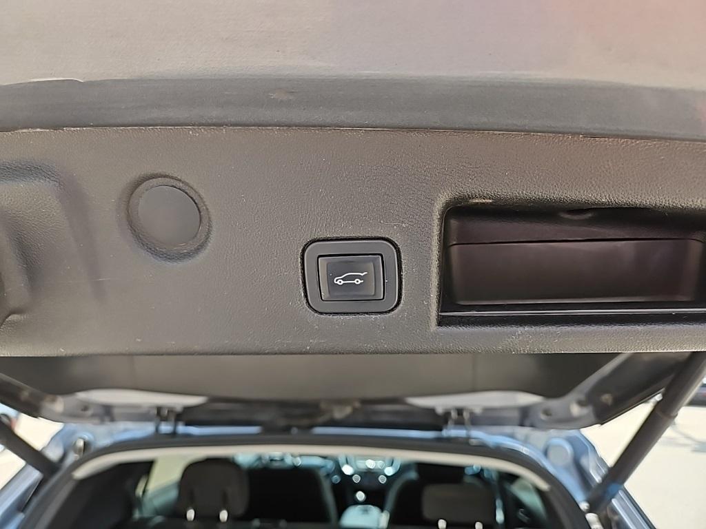 used 2018 Chevrolet Equinox car, priced at $14,900