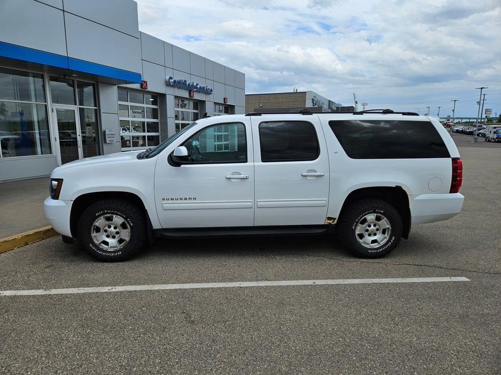 used 2014 Chevrolet Suburban car, priced at $14,900