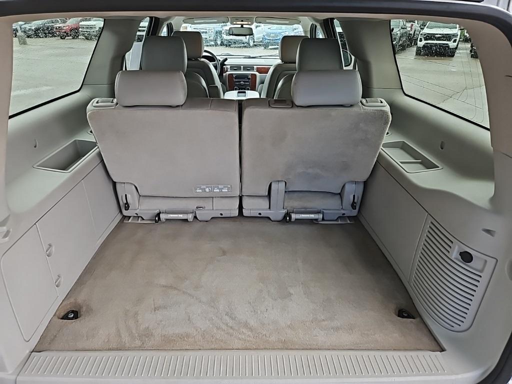 used 2014 Chevrolet Suburban car, priced at $14,900