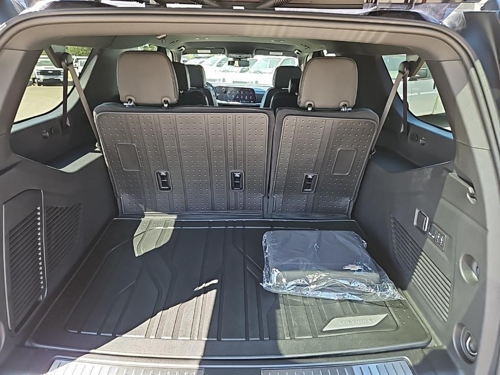 new 2025 Chevrolet Suburban car, priced at $83,964