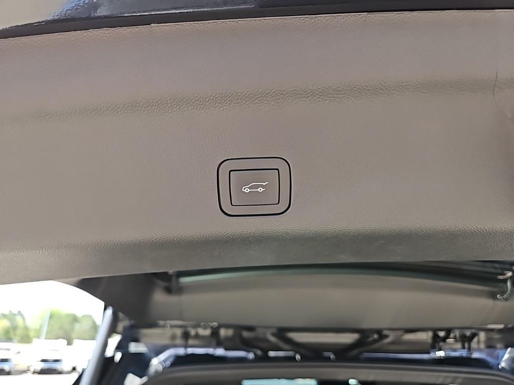new 2025 Chevrolet Suburban car, priced at $83,964