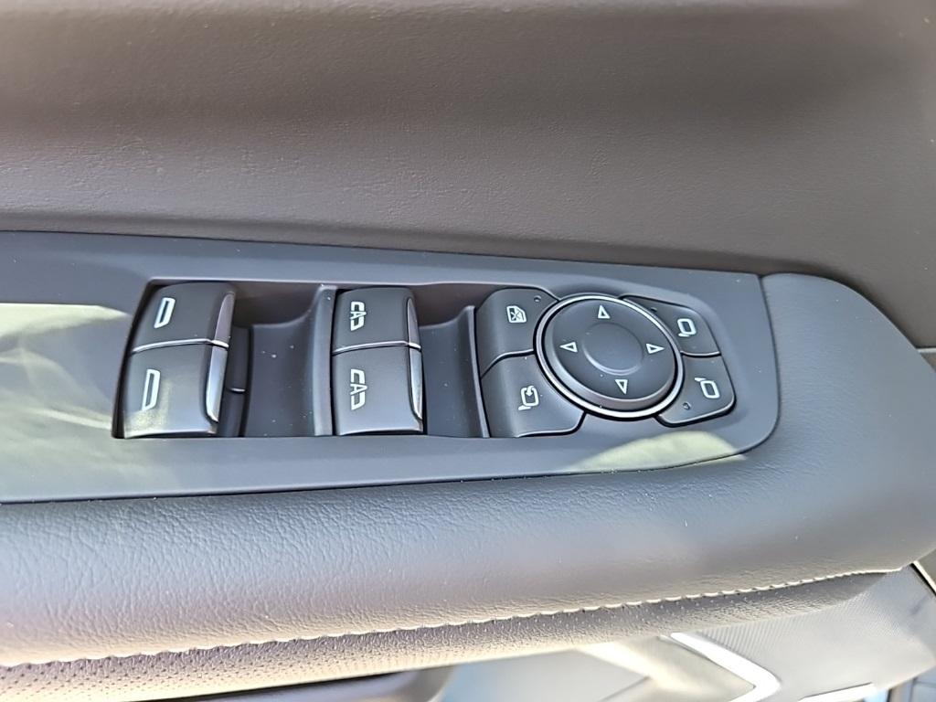 new 2025 Chevrolet Suburban car, priced at $83,964