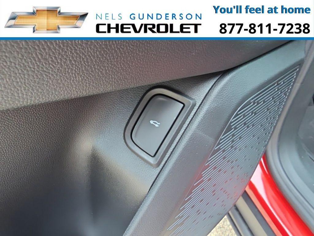 new 2026 Chevrolet Equinox car, priced at $34,900