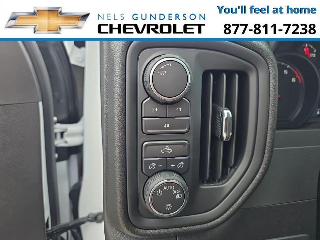 new 2026 Chevrolet Silverado 3500 car