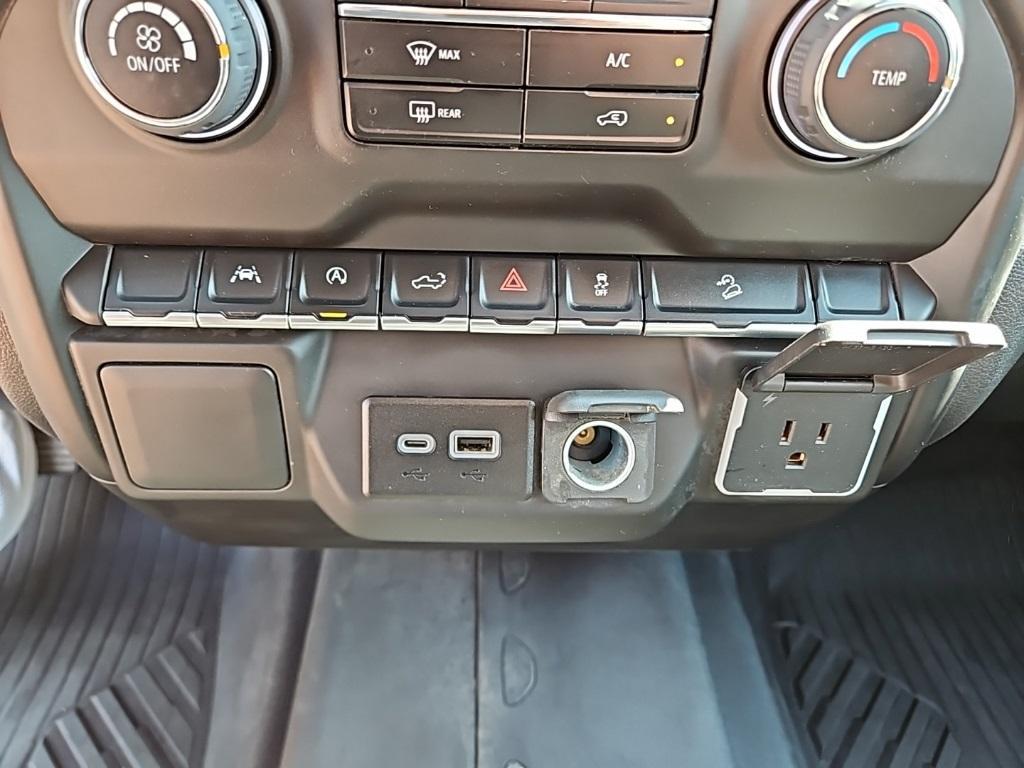 used 2022 Chevrolet Silverado 1500 car, priced at $33,900