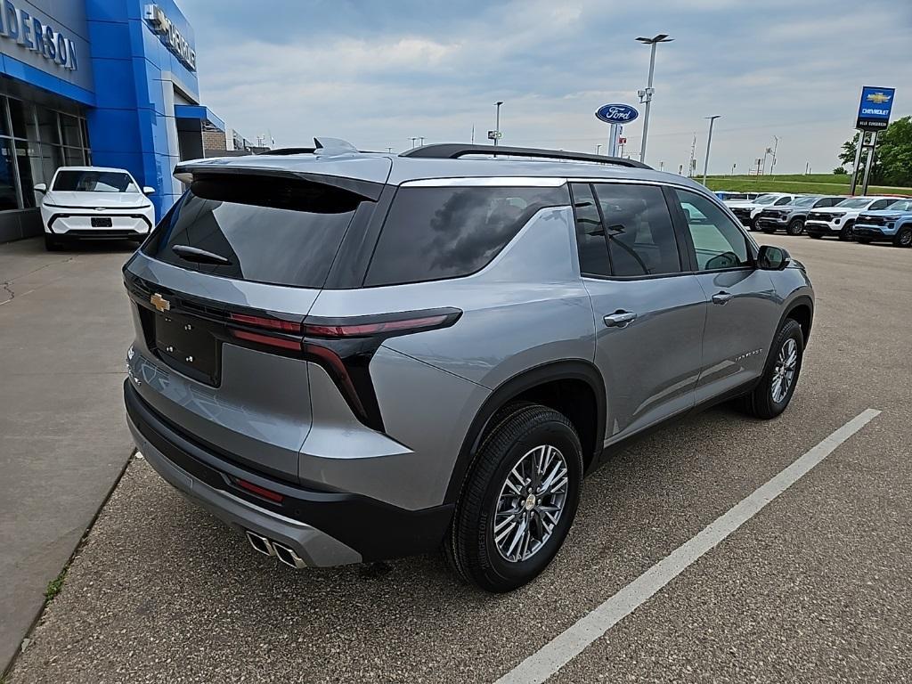 new 2025 Chevrolet Traverse car, priced at $45,170