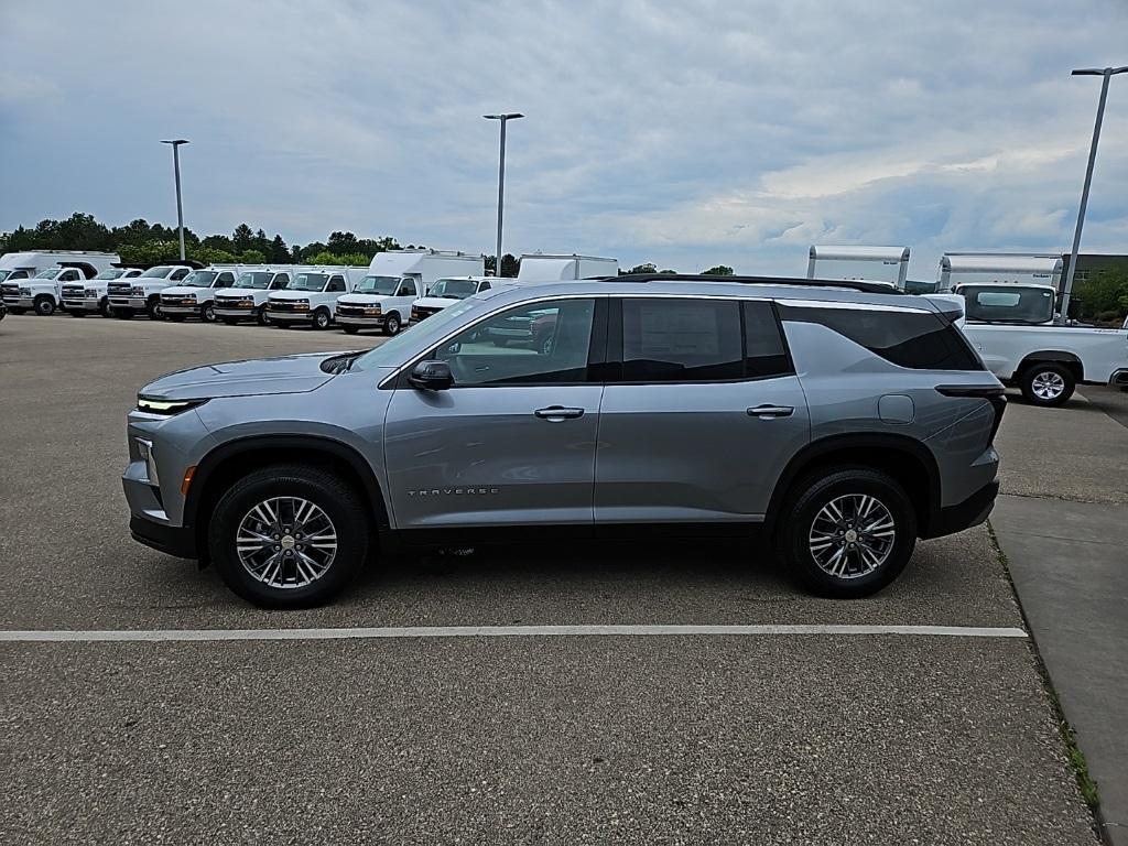 new 2025 Chevrolet Traverse car, priced at $45,170