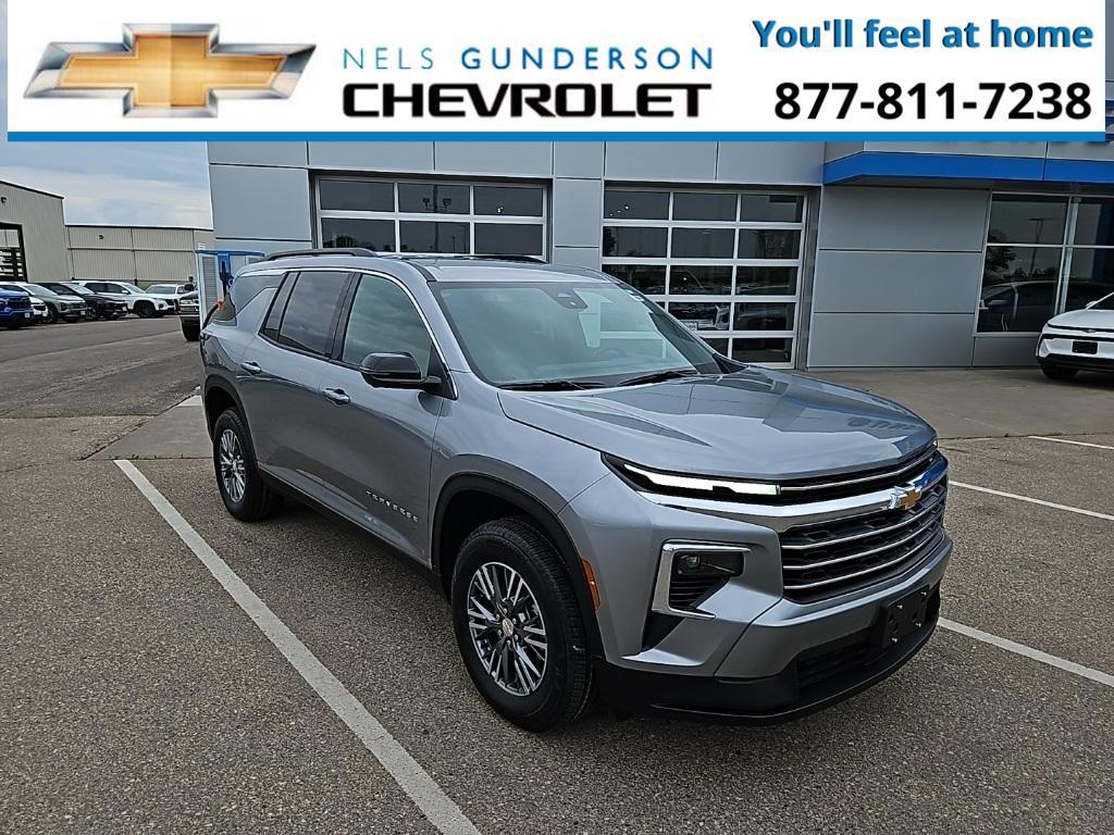 new 2025 Chevrolet Traverse car, priced at $45,170