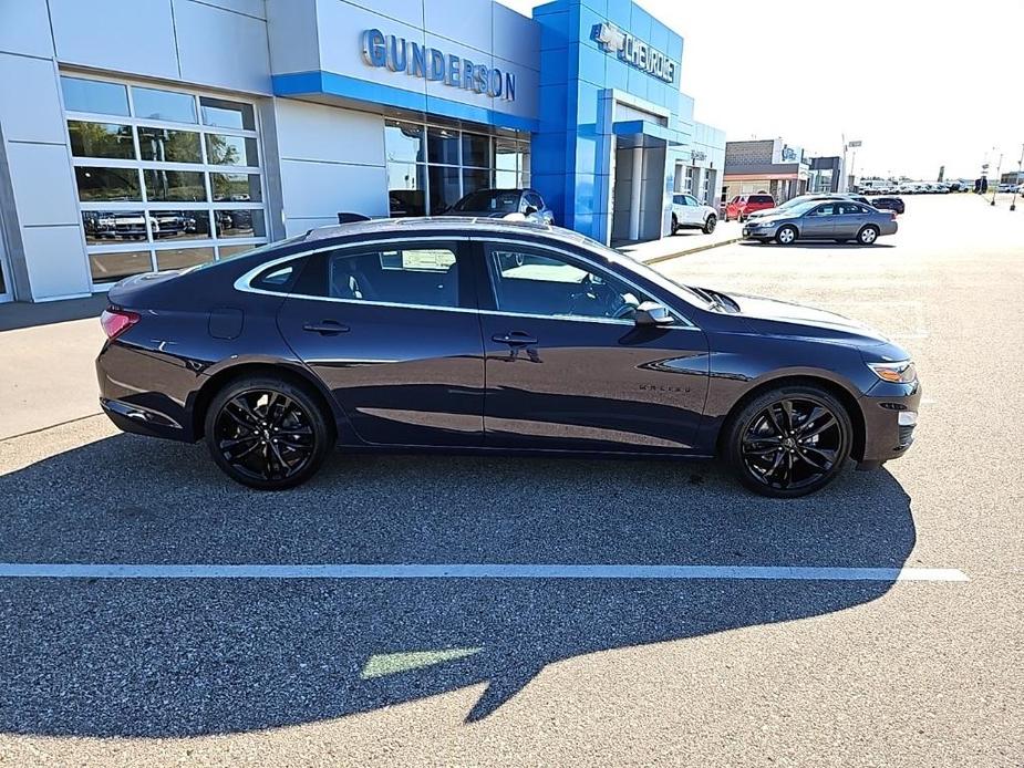 new 2025 Chevrolet Malibu car