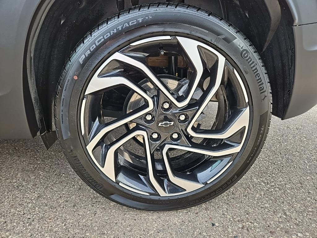 used 2024 Chevrolet TrailBlazer car, priced at $27,995