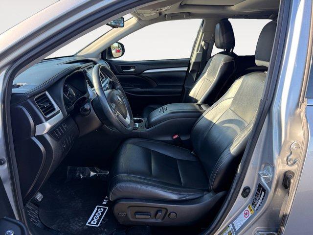 used 2015 Toyota Highlander car, priced at $21,222