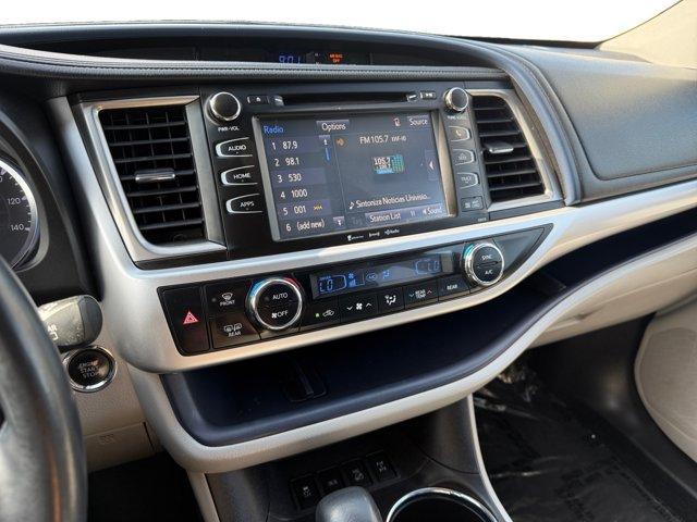 used 2018 Toyota Highlander car, priced at $27,500