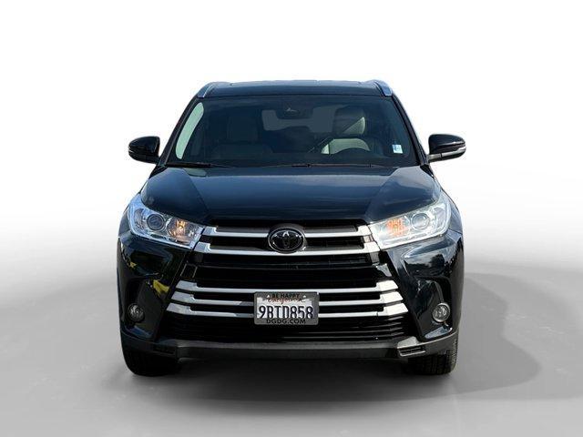 used 2018 Toyota Highlander car, priced at $27,500