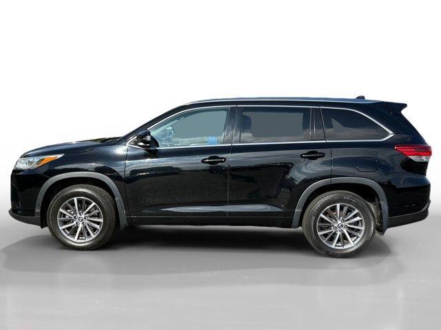 used 2018 Toyota Highlander car, priced at $27,500