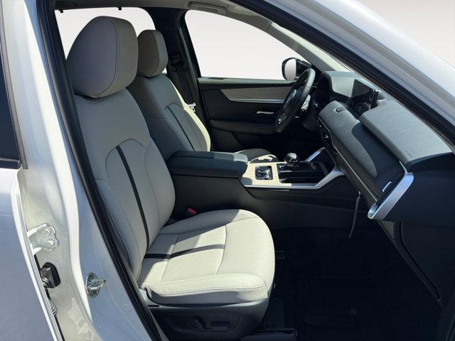 new 2025 Mazda CX-70 car, priced at $41,575