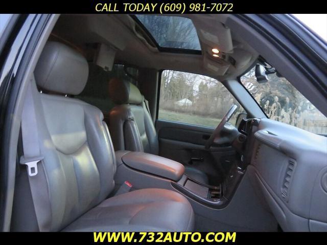 used 2005 GMC Yukon XL car, priced at $7,900