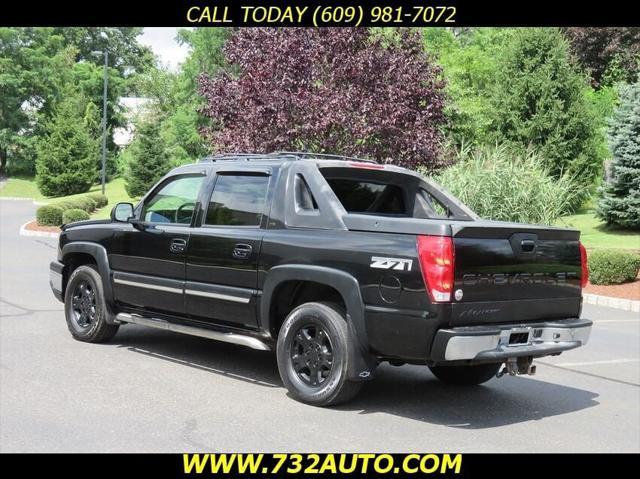 used 2006 Chevrolet Avalanche car, priced at $5,500