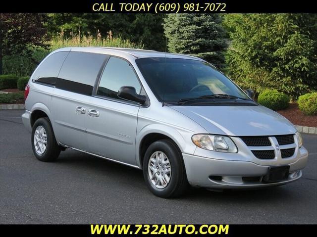 used 2001 Dodge Caravan car, priced at $2,900