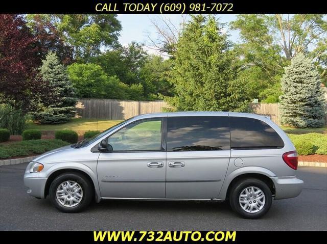 used 2001 Dodge Caravan car, priced at $2,900