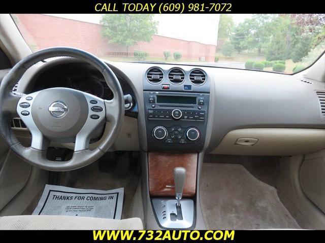 used 2008 Nissan Altima car, priced at $4,200