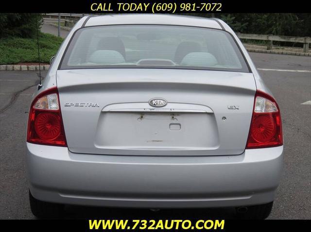 used 2006 Kia Spectra car, priced at $3,900