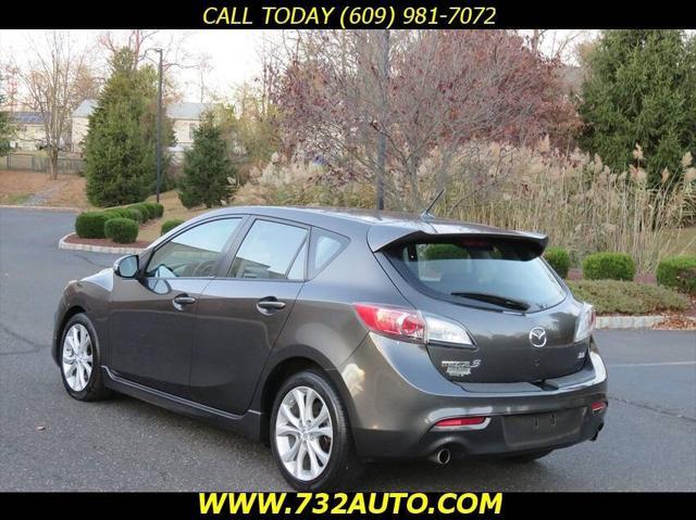 used 2010 Mazda Mazda3 car, priced at $5,600