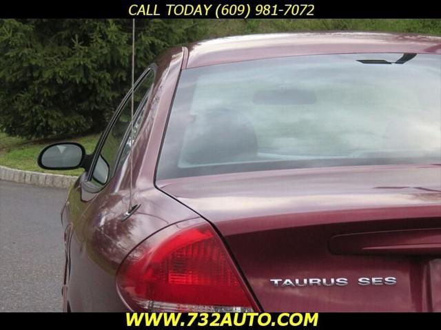 used 2004 Ford Taurus car, priced at $3,000