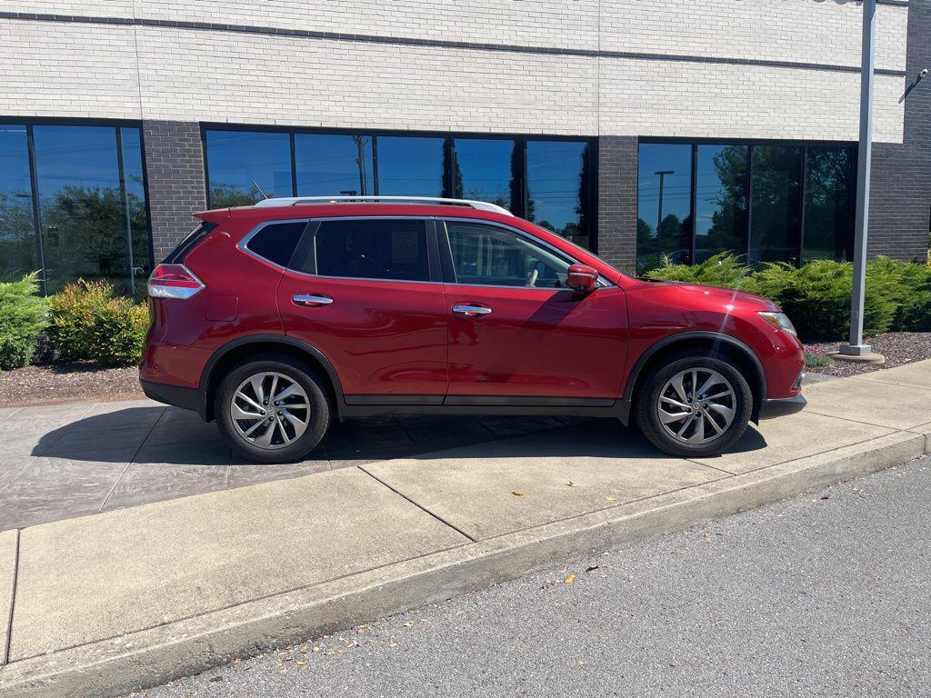 used 2015 Nissan Rogue car, priced at $10,990
