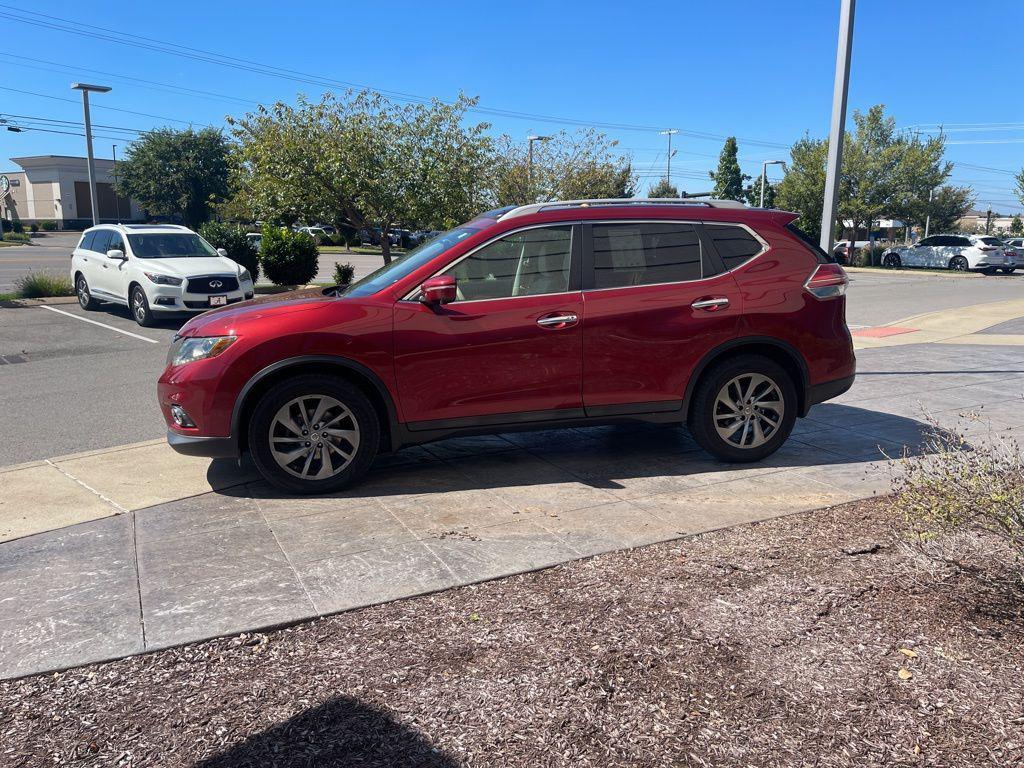 used 2015 Nissan Rogue car, priced at $10,990