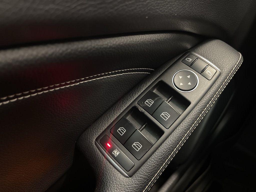 used 2020 Mercedes-Benz GLA 250 car, priced at $19,990