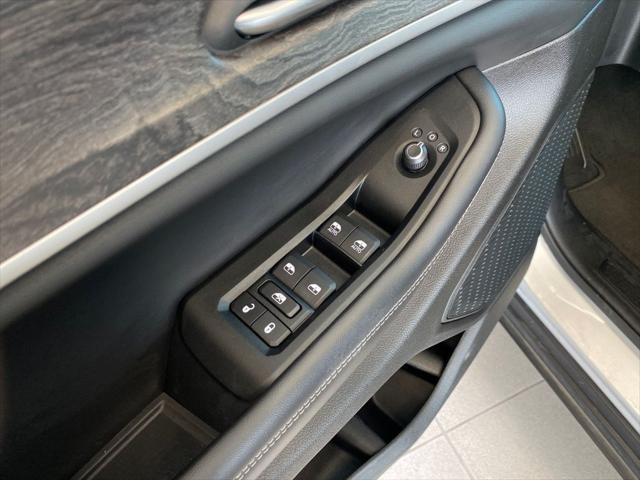 used 2023 Jeep Grand Cherokee L car, priced at $28,906