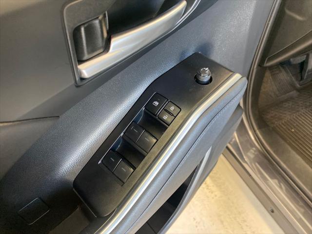 used 2024 Toyota Highlander car, priced at $45,990