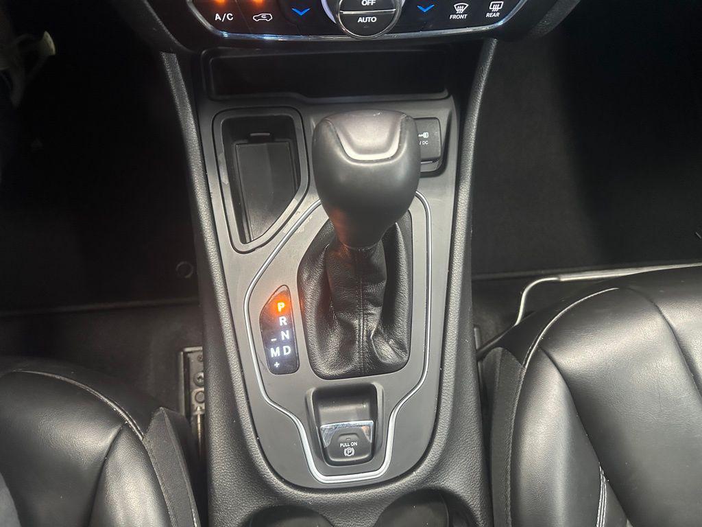 used 2020 Jeep Cherokee car, priced at $16,990
