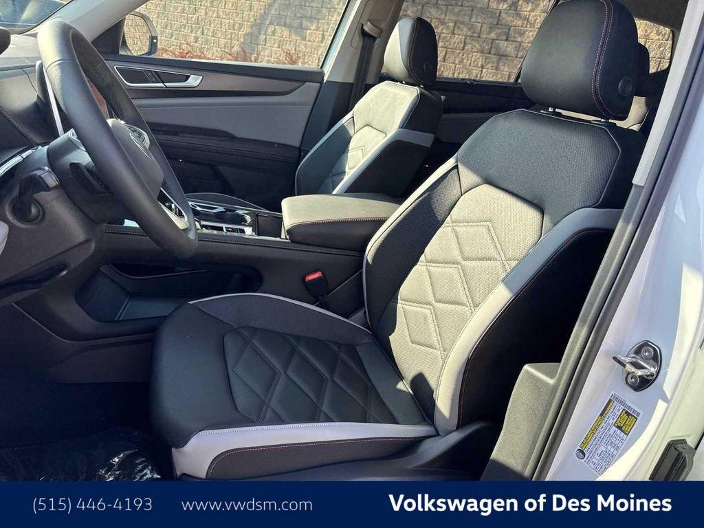 new 2026 Volkswagen Atlas car, priced at $48,362