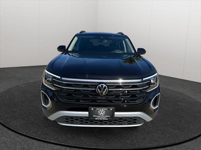 new 2024 Volkswagen Atlas car, priced at $52,498