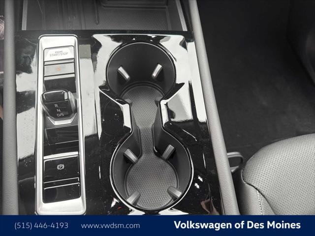 new 2025 Volkswagen Atlas car, priced at $46,998