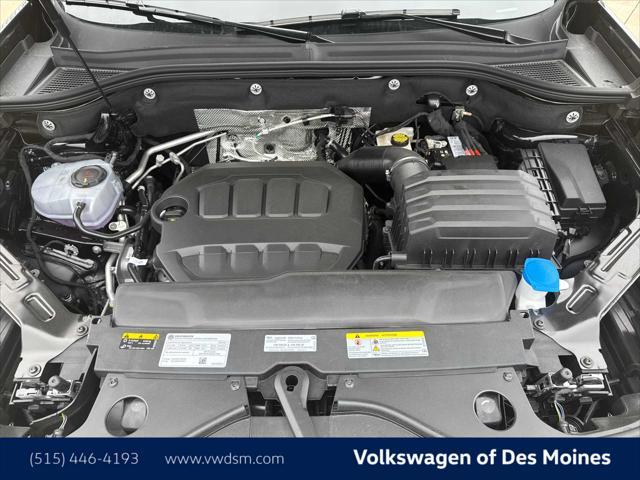 new 2025 Volkswagen Atlas car, priced at $46,998